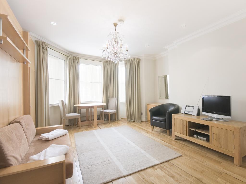 17 Hertford Street Aparthotel Londra