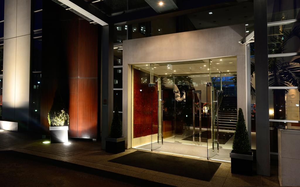 Hotel Canary Riverside Plaza