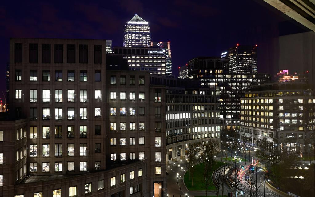 Canary Riverside Plaza Hotel 5*