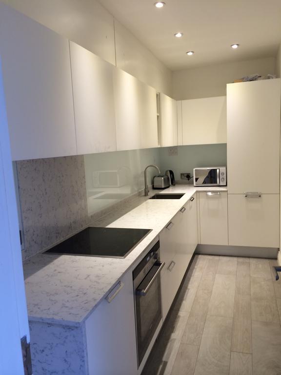 Apartment Court
