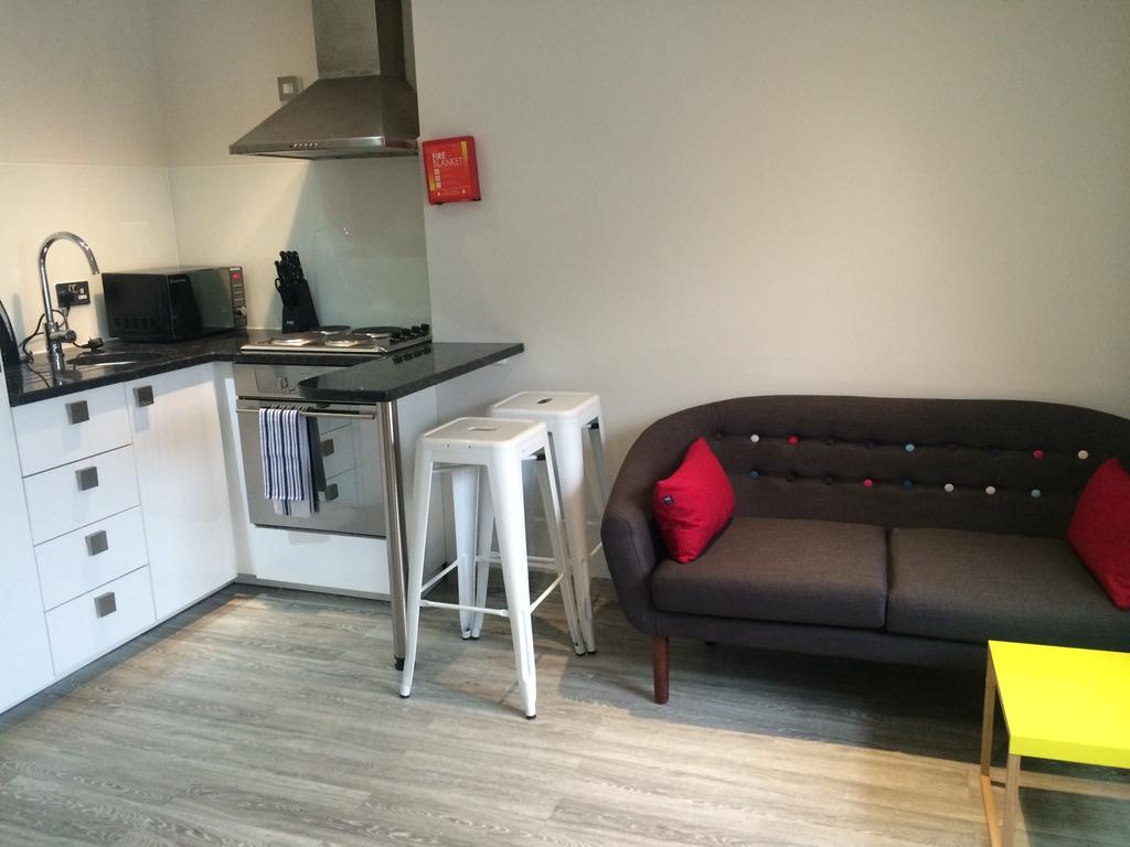 Apartment Court *