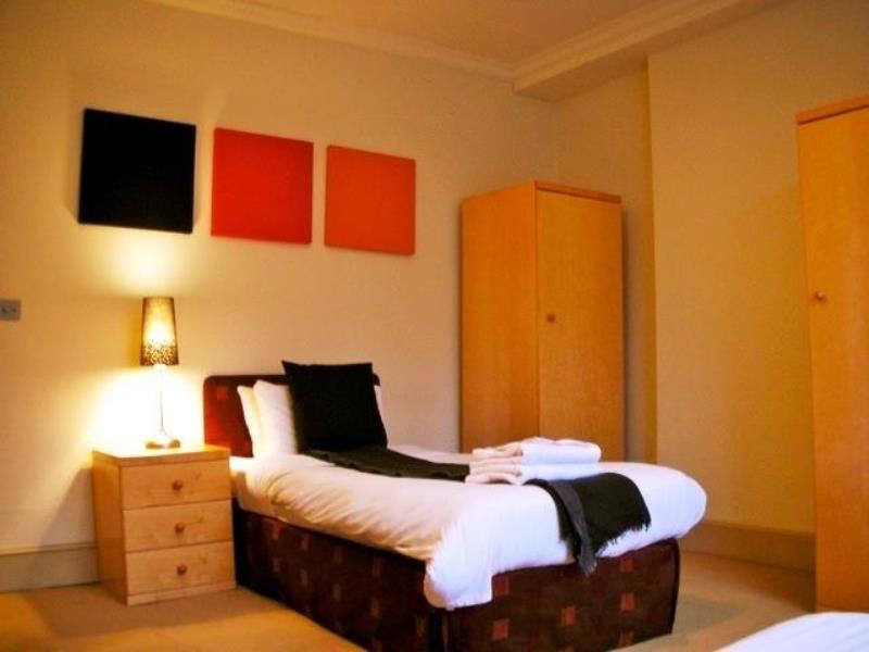 Hotel Acorn - Bedford Place 3*