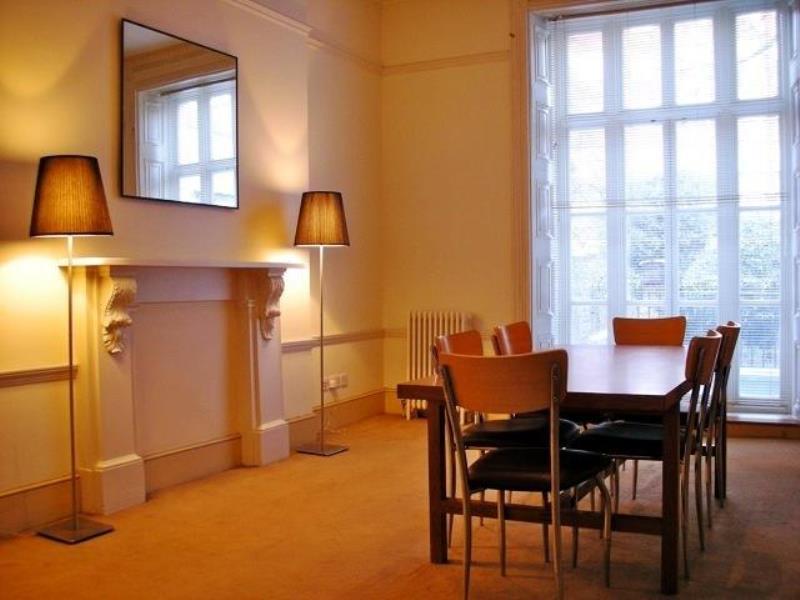 Acorn - Bedford Place 3*