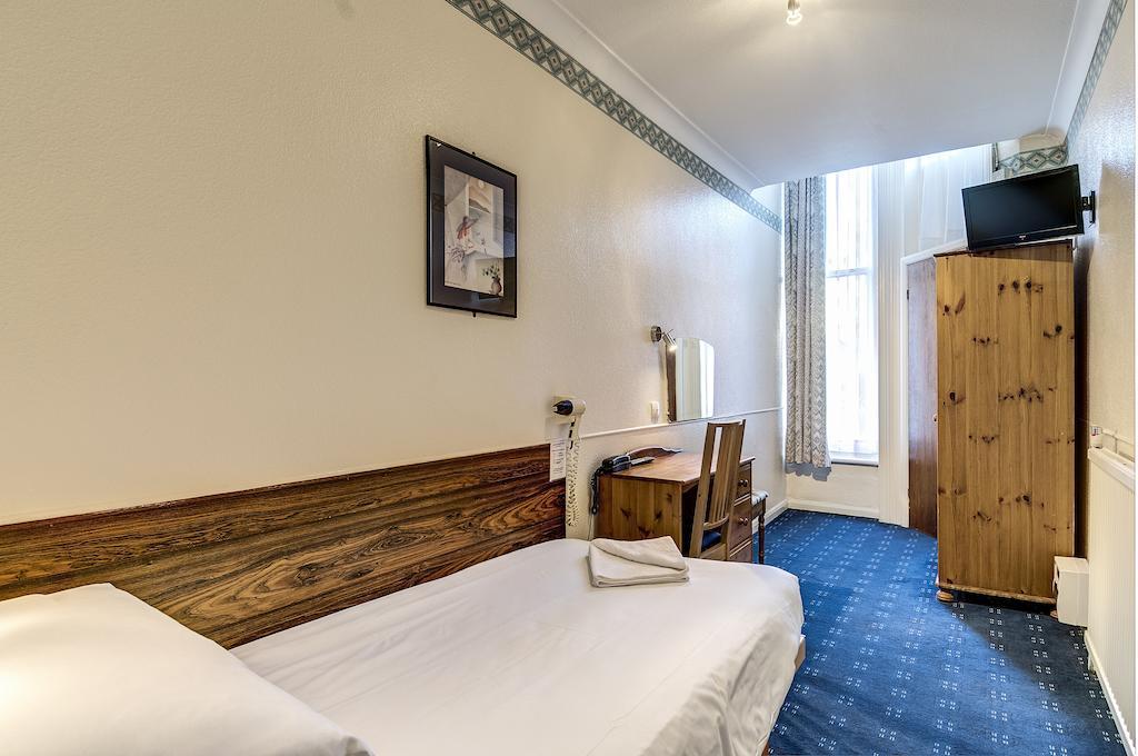 Mowbray Court London
