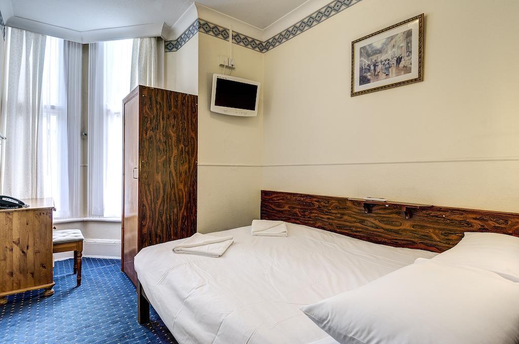 Hotel Mowbray Court