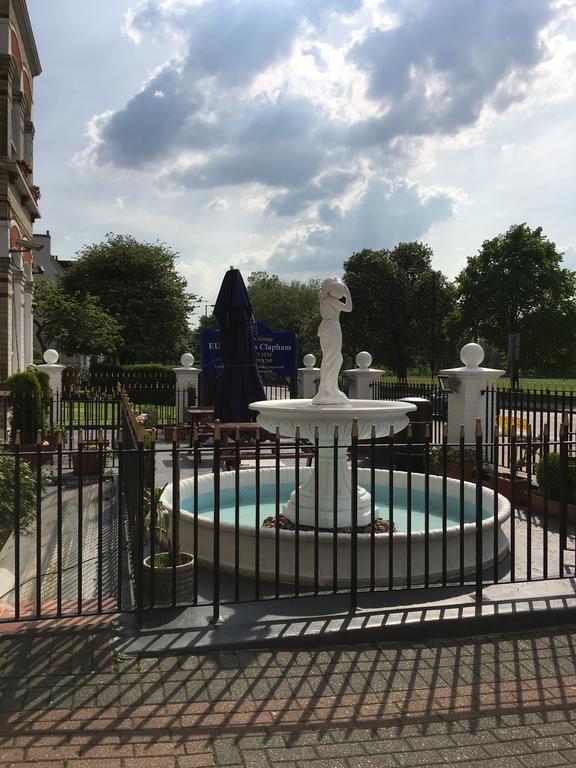 Hotel Clapham South Dudley London
