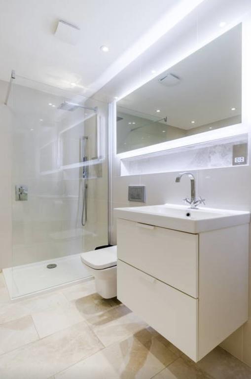 Apartment Luxury 2 Bed/bath Next To Hyde Park *