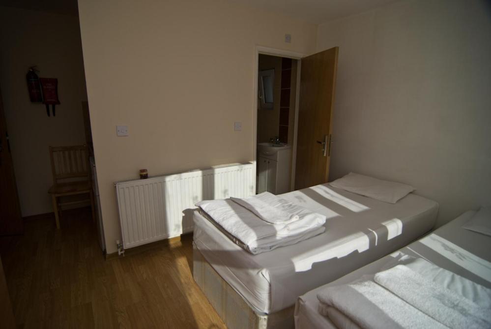 Park View Hotell 3*