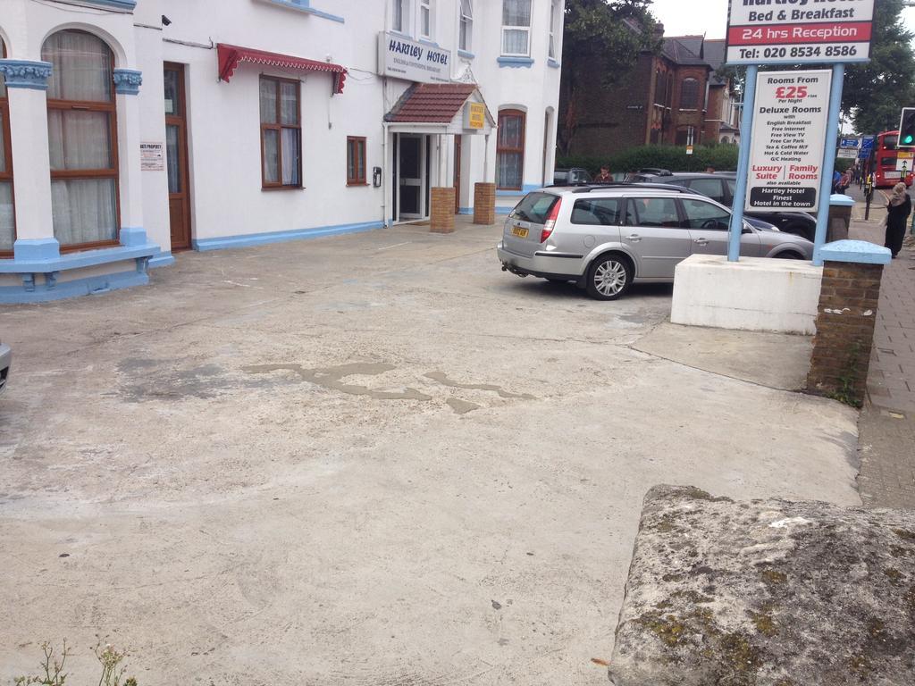 Hotel Hartley 2*