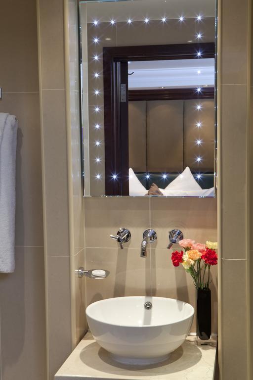 Paddington Court Executive Rooms London