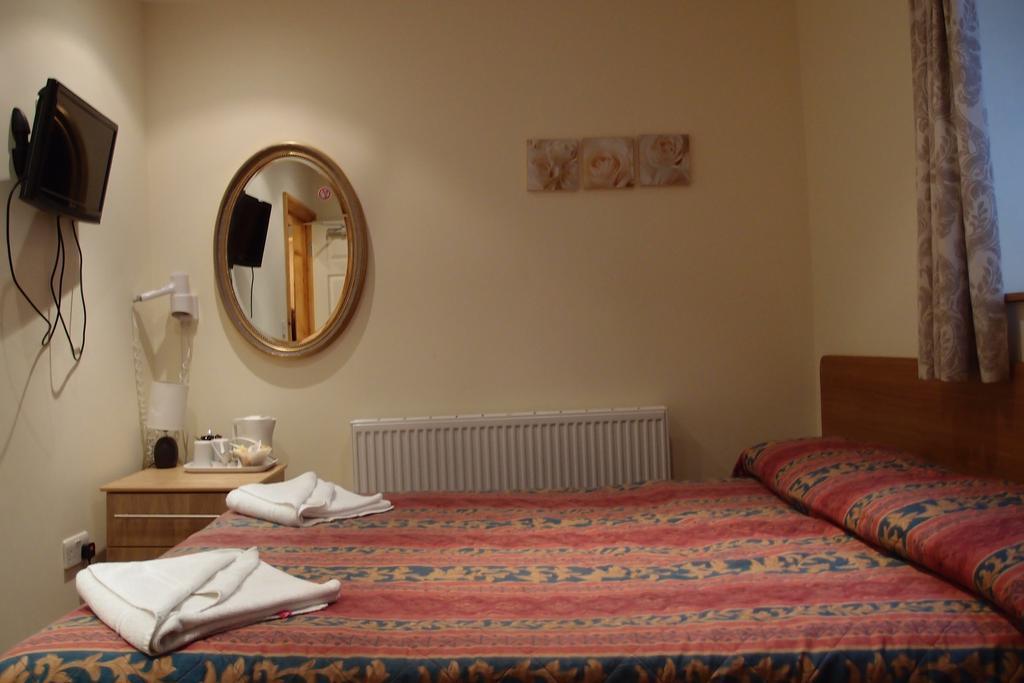 Hotell 65 London