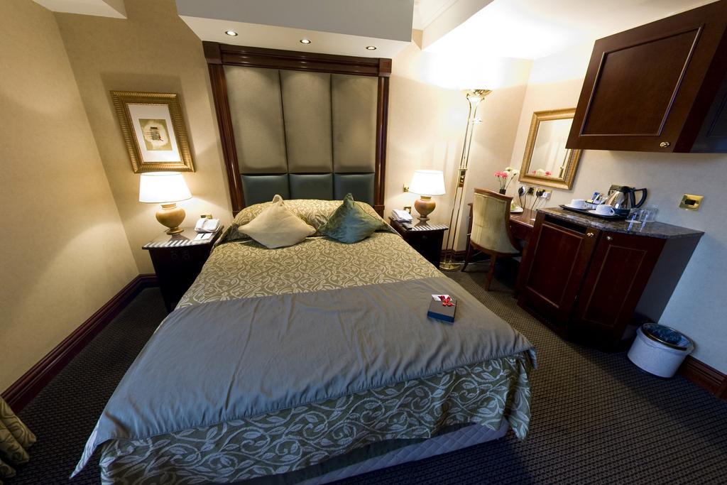 Hotell Executive By Shaftesbury 4*