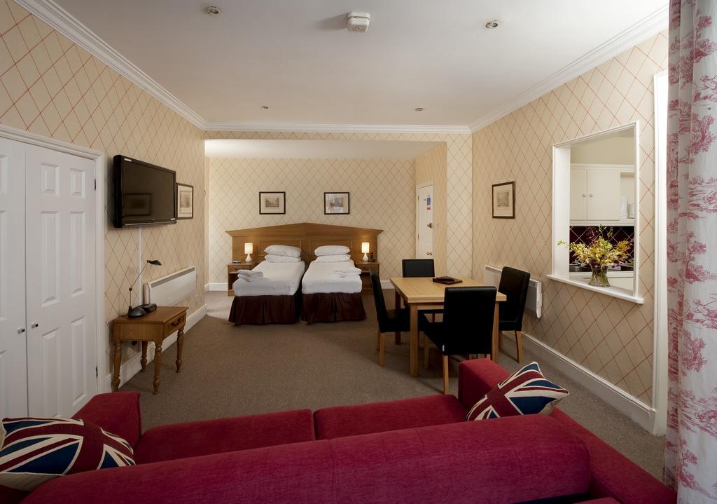 Hotell Astons 3*