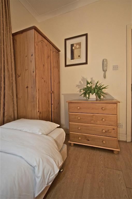 Park View 3* London