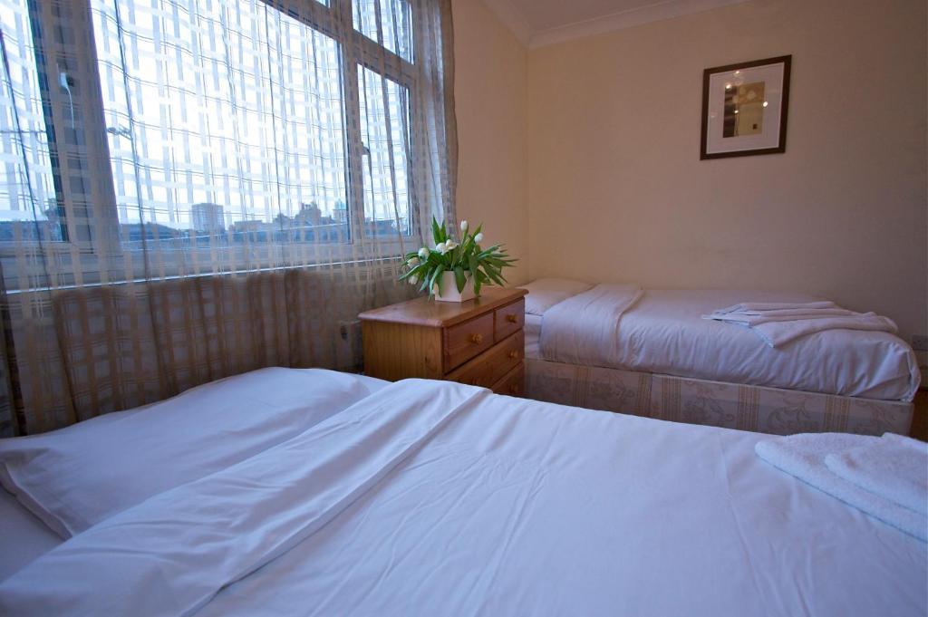 Park View 3* London
