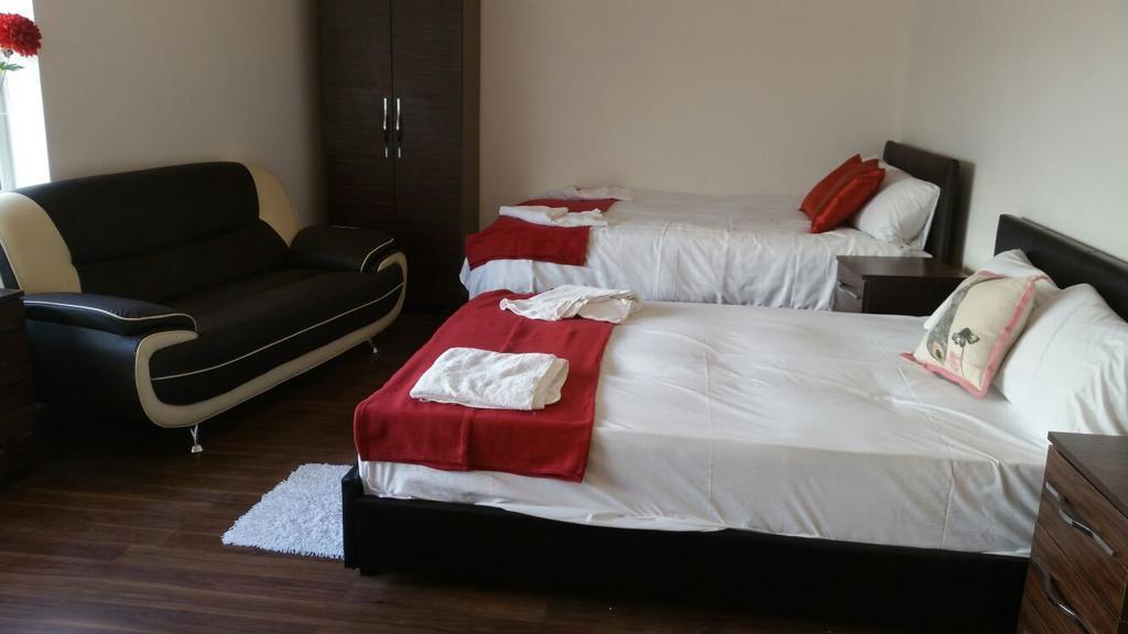 Hotel 137 Upton Lane