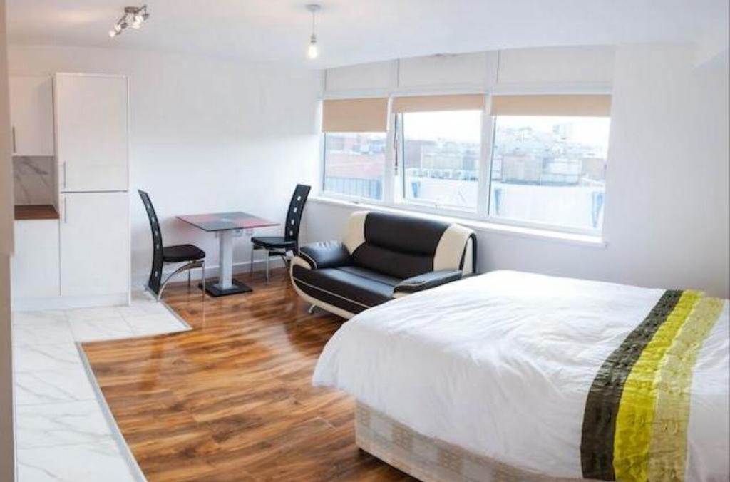 137 Upton Lane London