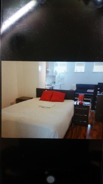 Hotel 137 Upton Lane