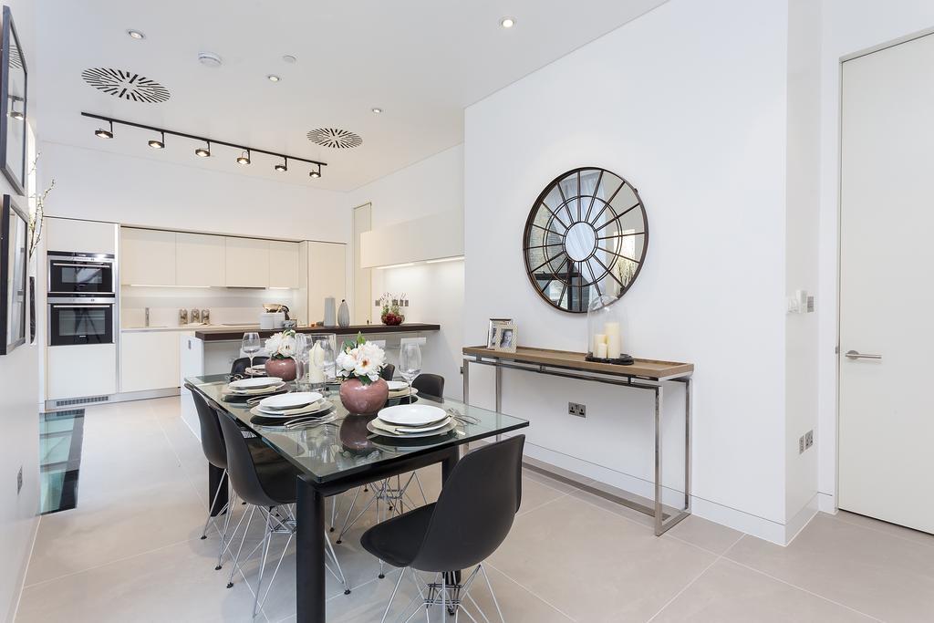 Urban Chic - Chiltern&baker