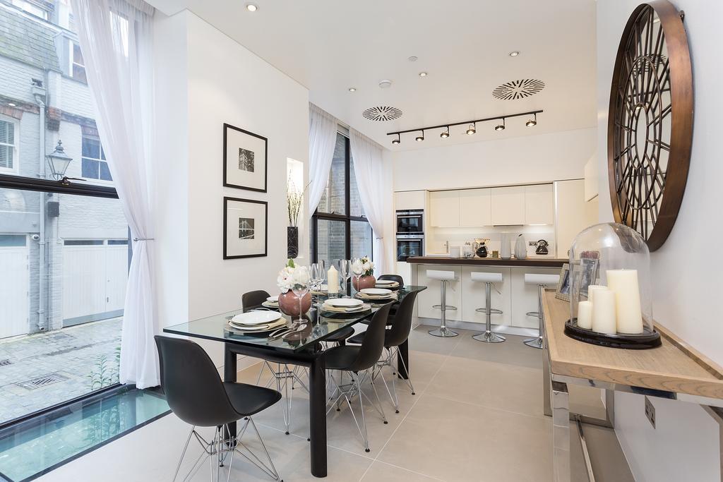 Urban Chic - Chiltern&baker