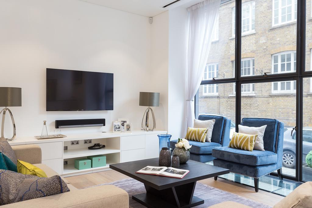 Urban Chic - Chiltern&baker
