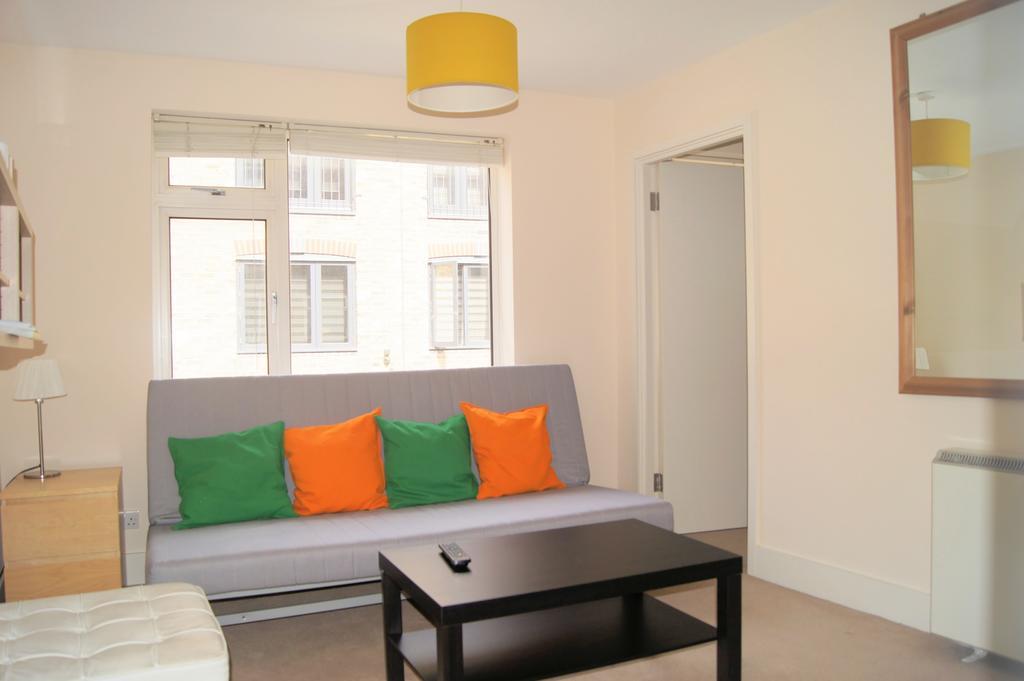 10 Warren Mews London
