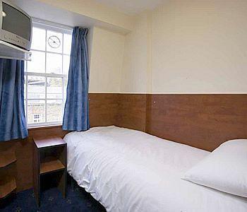 Hotel Wardonia Kings Cross 2*