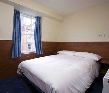 Hotel Wardonia Kings Cross 2*