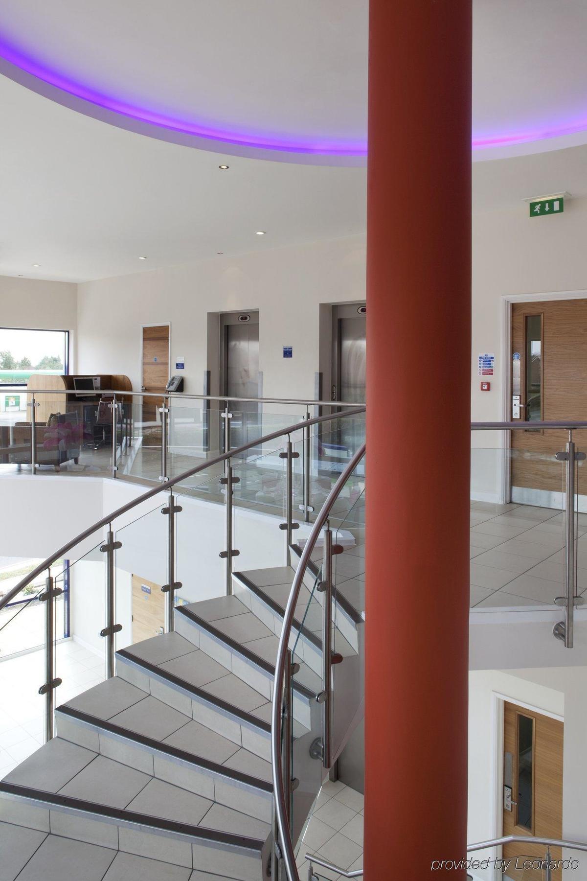 Hotel Express - Newbury Park, An Ihg