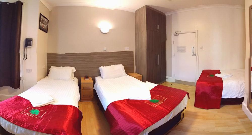 Hotel Holland Park 3*