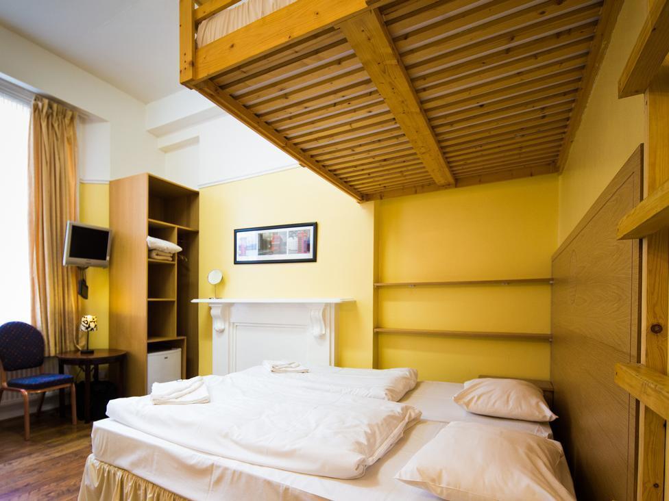 Hotel Dolphin - The