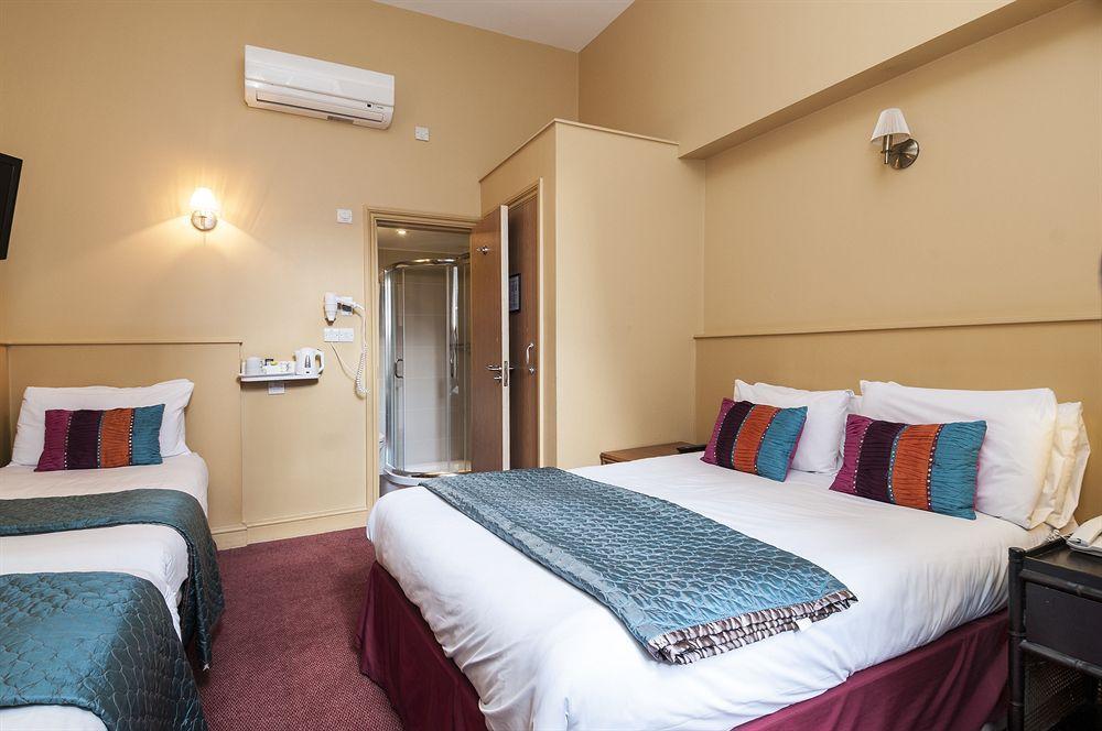 Hotell Rose Court 3*