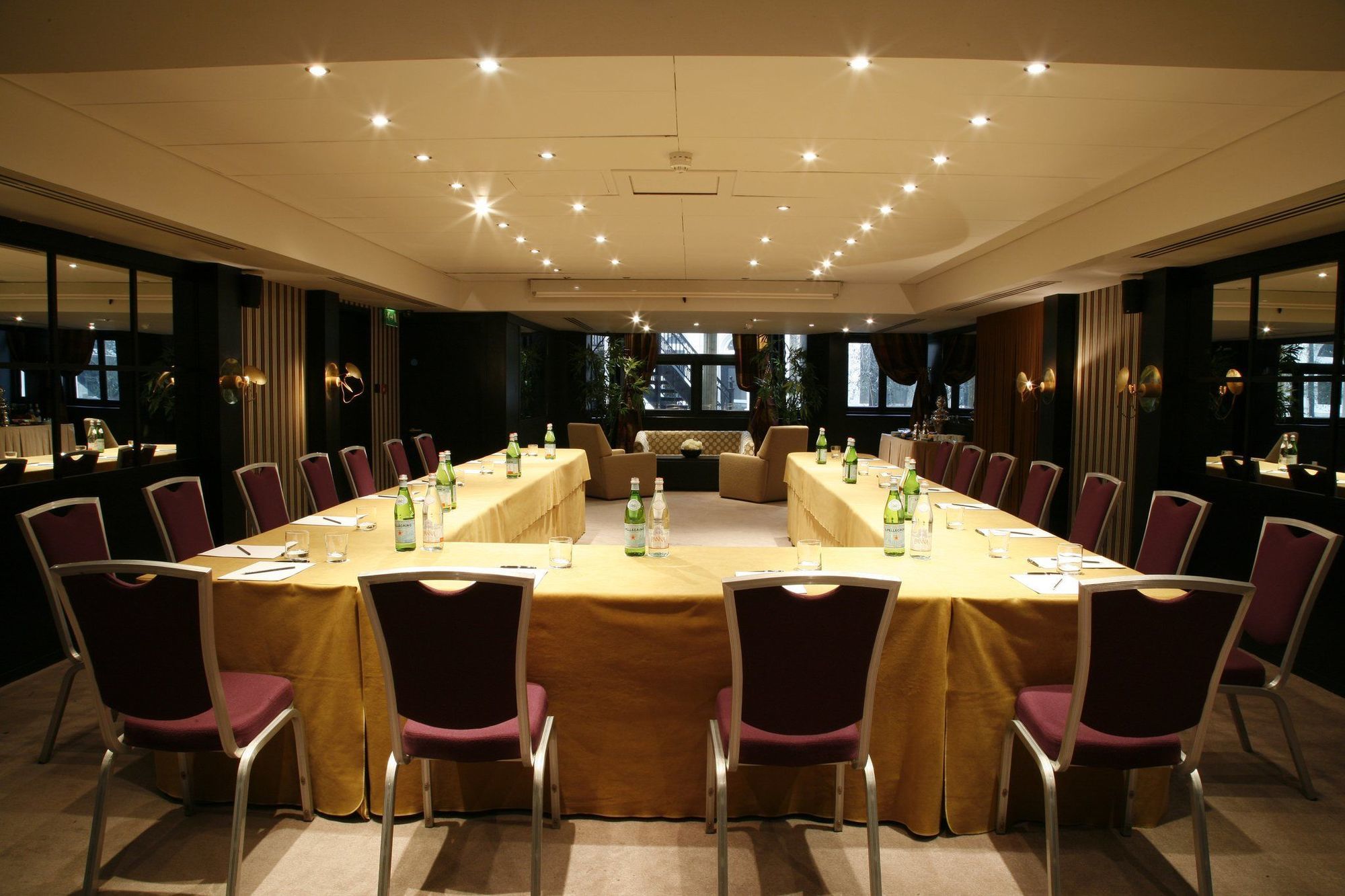 60 Hyde Park Gate London
