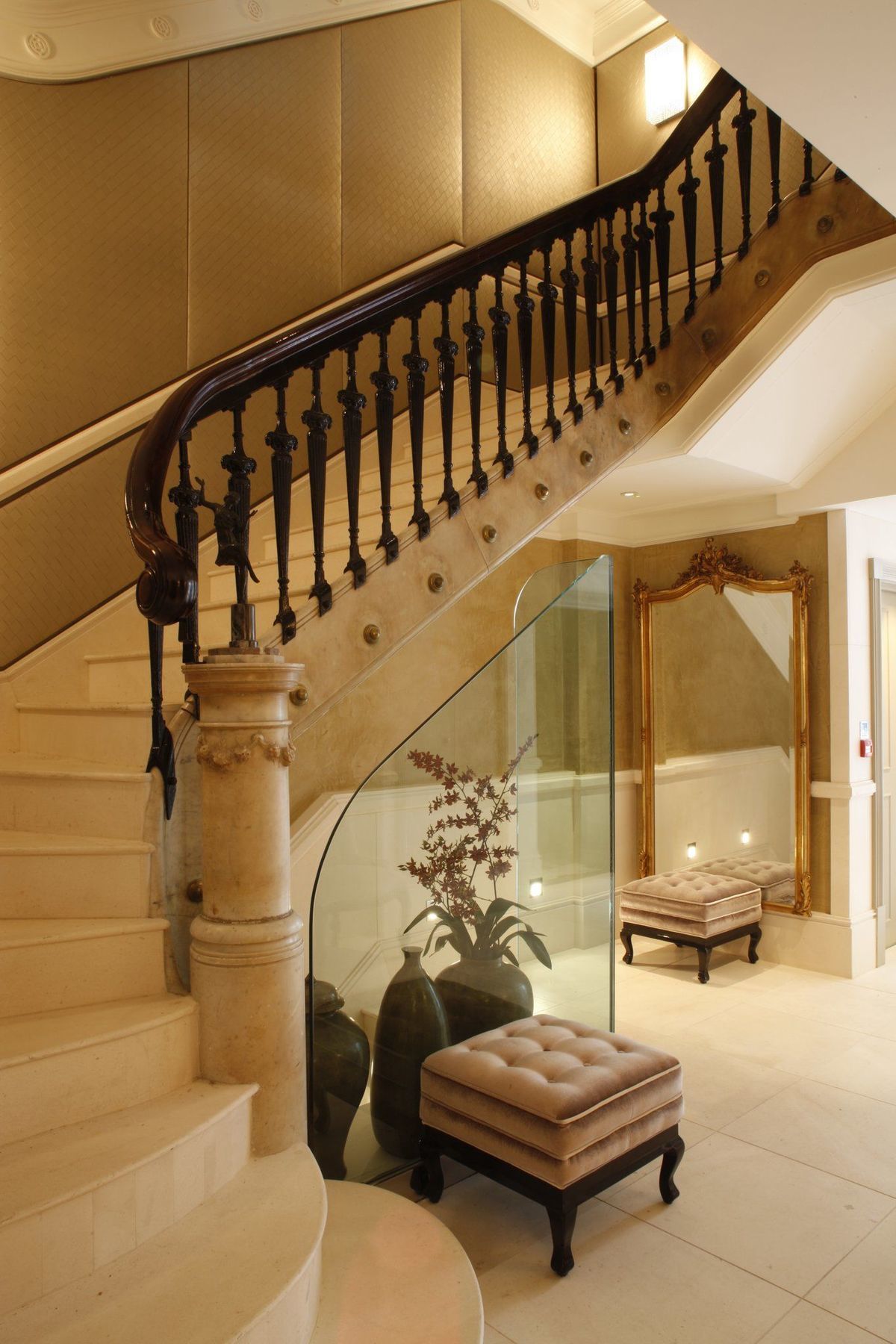 Hotel Althoff St James's & Club 5*