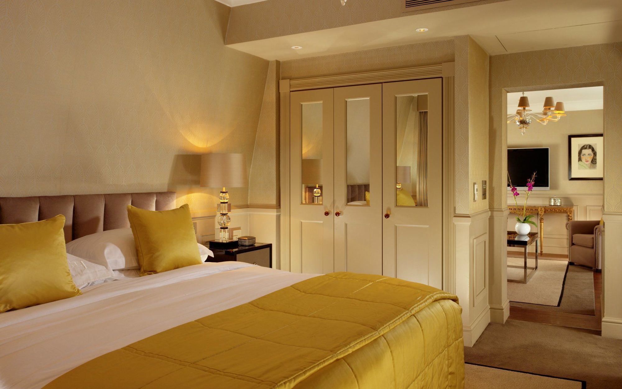 Hotel Althoff St James's & Club