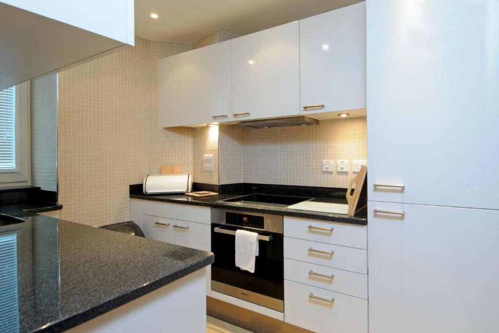 Arlington House Apartment