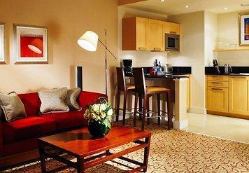Hotel Marriott Executive London, Canary Wharf 5*