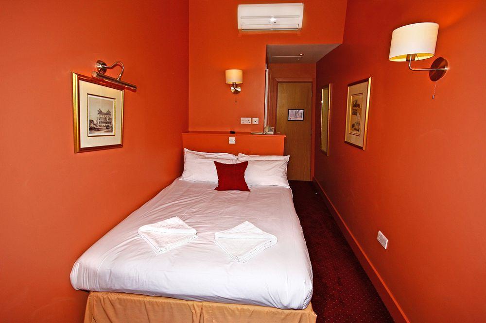 Trebovir Hotel London