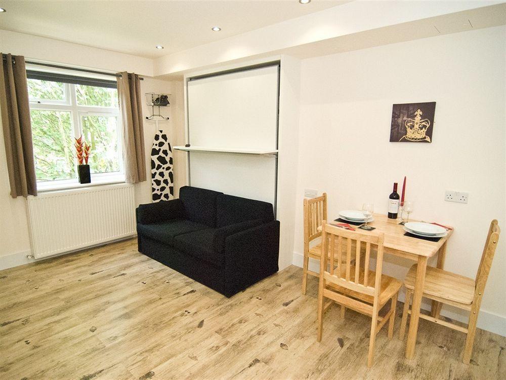 Finsbury Serviced Aparthotel
