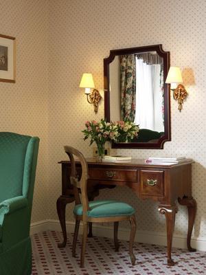 Harrington Hall 4*