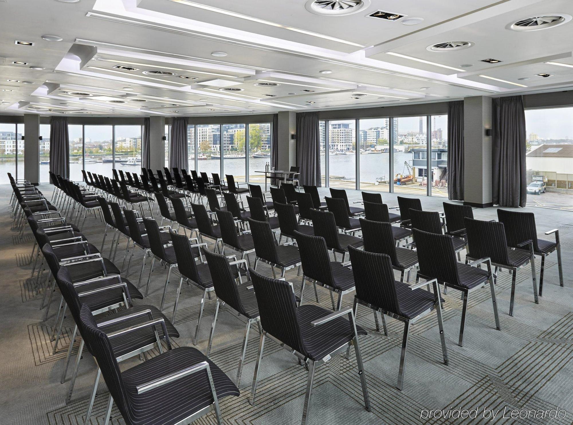 Crowne Plaza Battersea 4* Londres