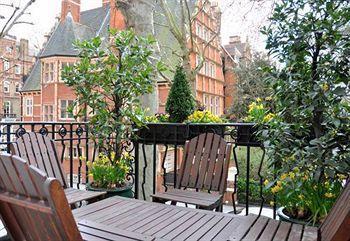 Collingham Serviced Aparthotel London