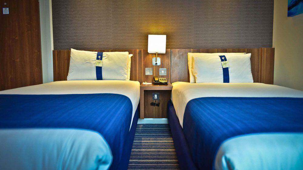 Express London-wimbledon-south, An Ihg 3* London