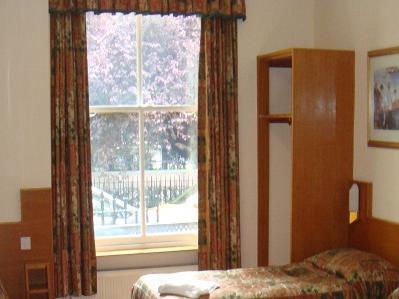 Berkeley Court 2* London