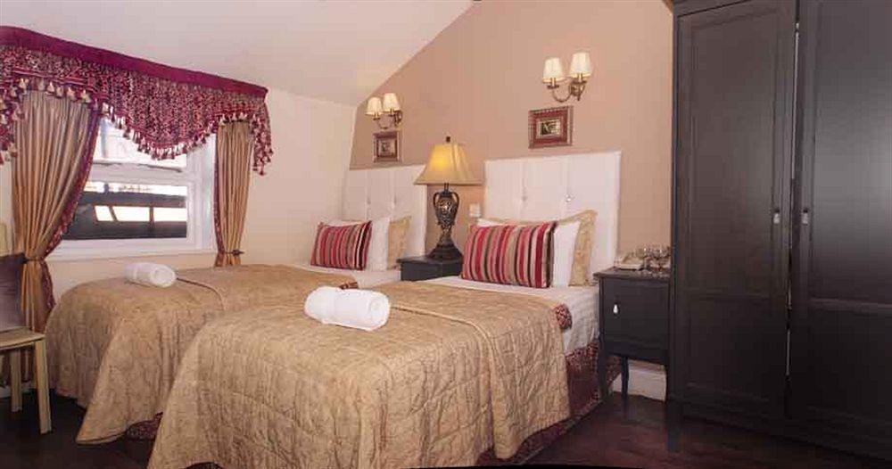 Piccolino Hyde Park 2*