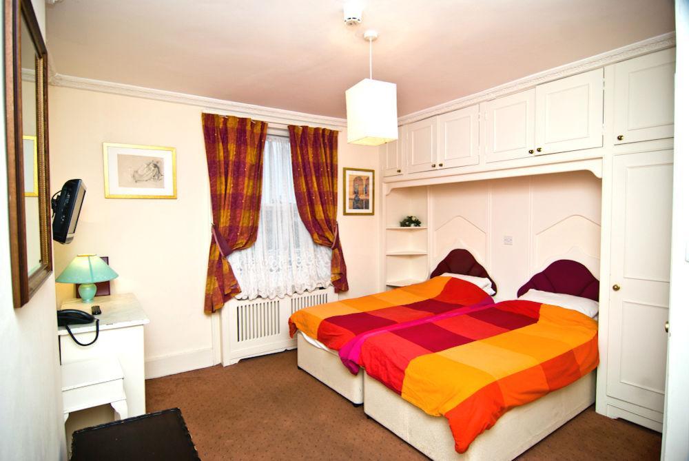Maranton House Kensington 3* London