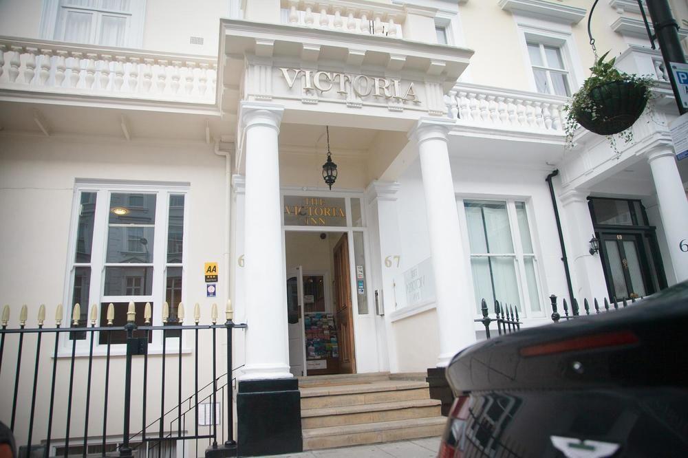 Victoria Hotel 3*