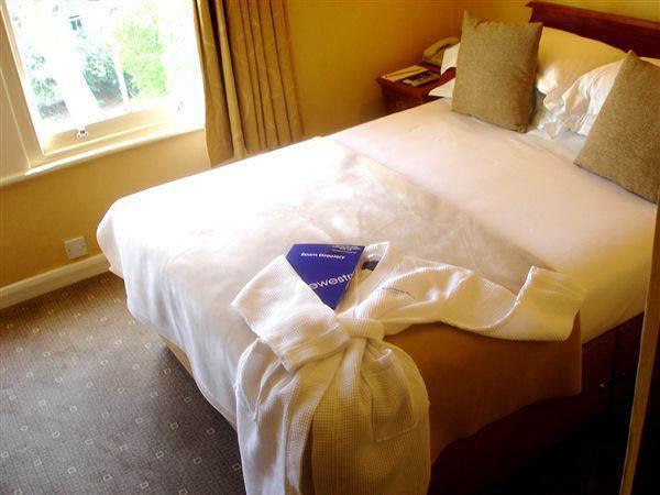 Umi Hotel 3*