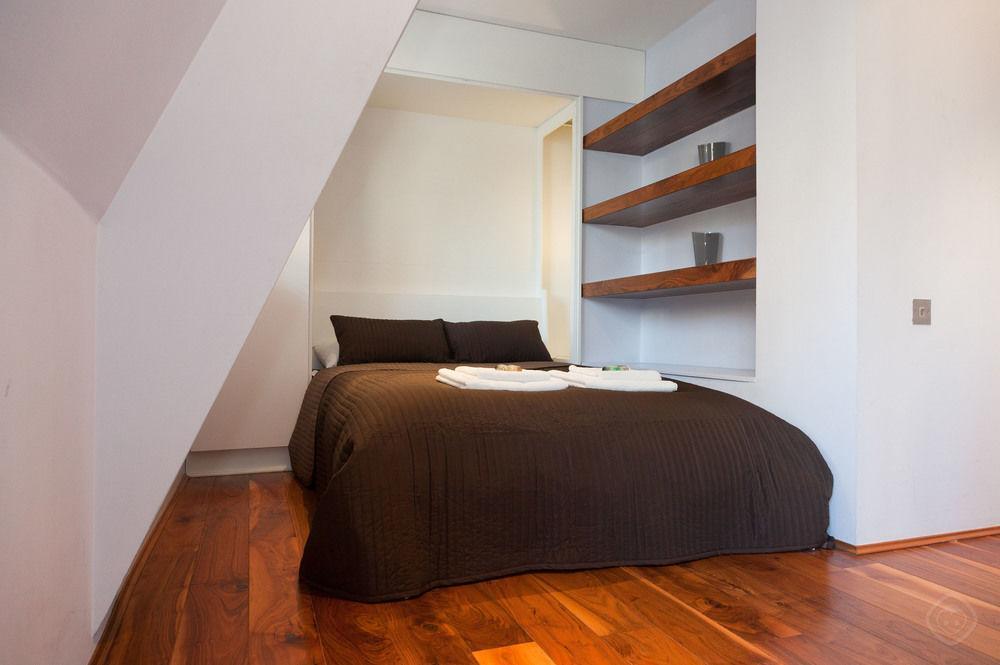 The Mayfair Collections 4*