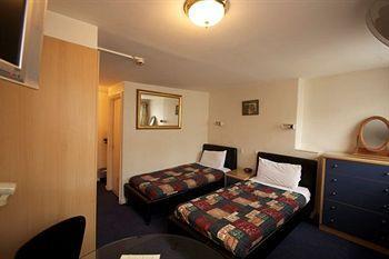Hadleigh 3* London